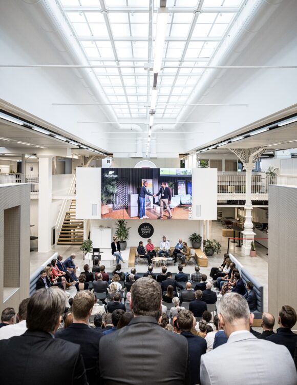 Nos salles et espaces événementiels - La Halle (mode conférence)